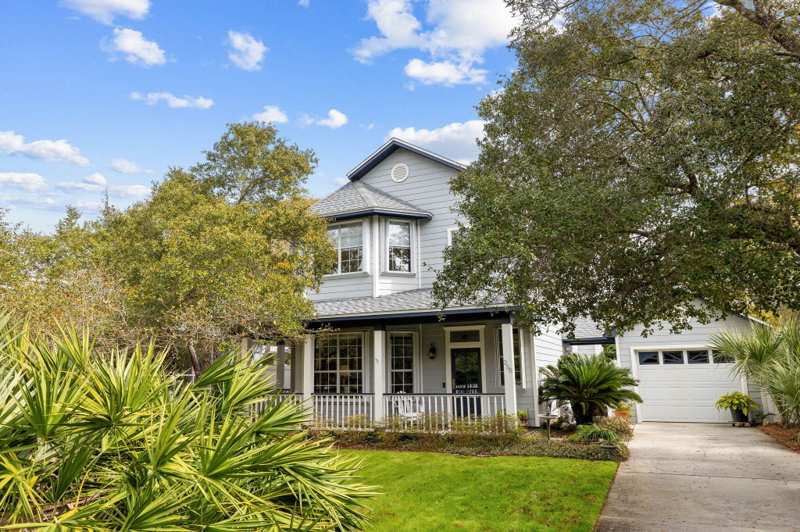 3 bedroom Detached Single Family at 258 Seabreeze Circle, Seabreeze 2nd Addn, Inlet Beach — photo 1