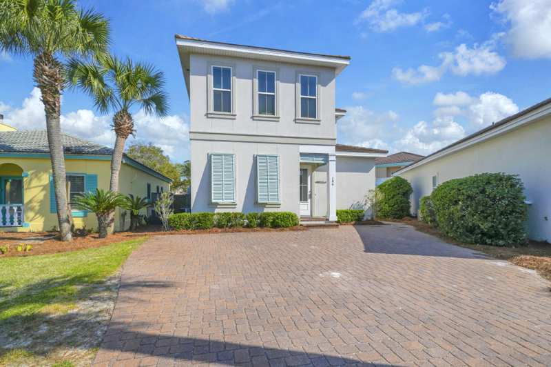 4 bedroom Detached Single Family at 106 Terra Cotta Way, Terra Cotta Terrace, Destin — photo 1