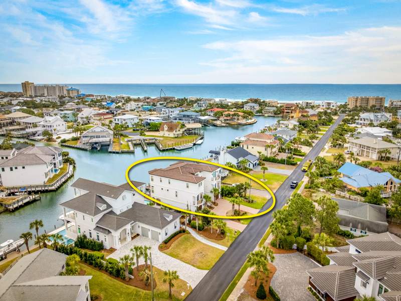 5 bedroom Detached Single Family at 24 Norriego Road, Holiday Isle, Destin — photo 2