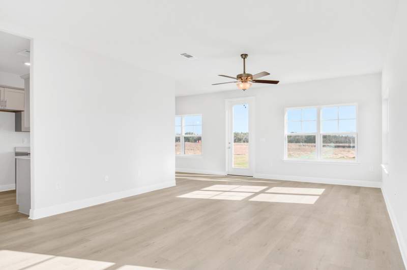 4 bedroom Detached Single Family at 239 Alleyoak Lane #Lot 4-1, The Bluffs At Lafayette, Freeport — photo 2