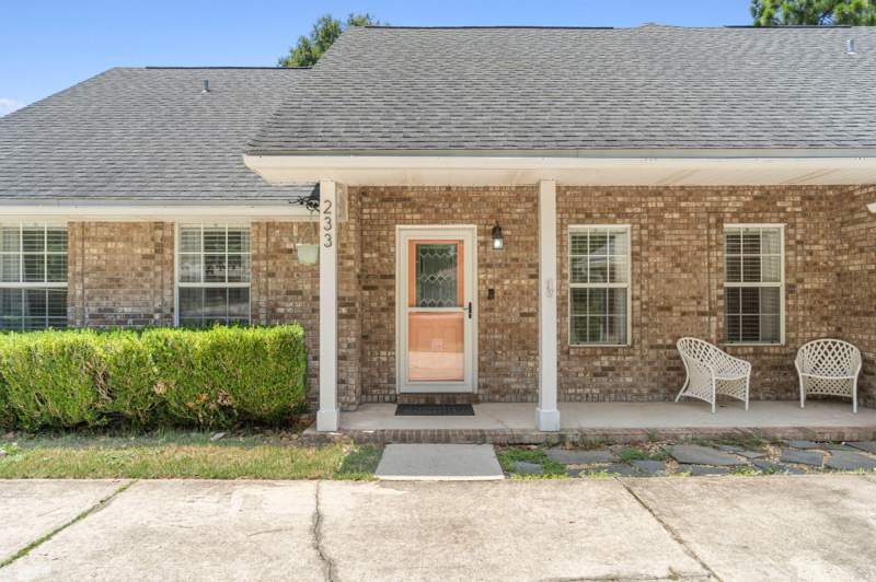 3 bedroom Detached Single Family at 233 Galway Drive, Rocky Bayou Estates 01, Niceville — photo 4