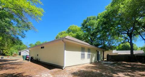 280 Timber Wind Drive, DeFuniak Springs FL - photo 7 of 37