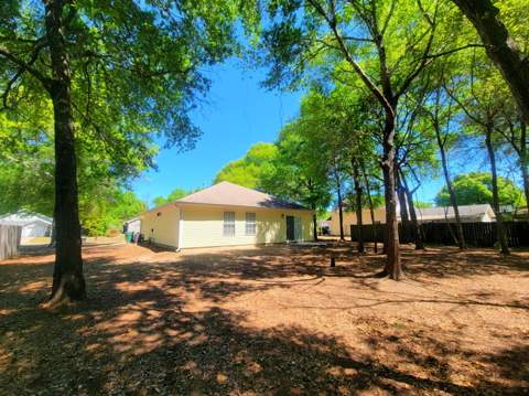 280 Timber Wind Drive, DeFuniak Springs FL - photo 8 of 37