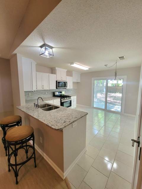 280 Timber Wind Drive, DeFuniak Springs FL - photo 18 of 37