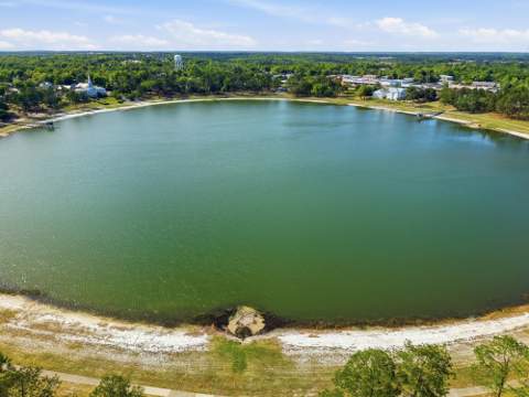 550 Circle Drive, DeFuniak Springs FL - photo 16 of 80
