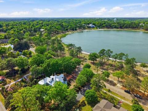 550 Circle Drive, DeFuniak Springs FL - photo 17 of 80