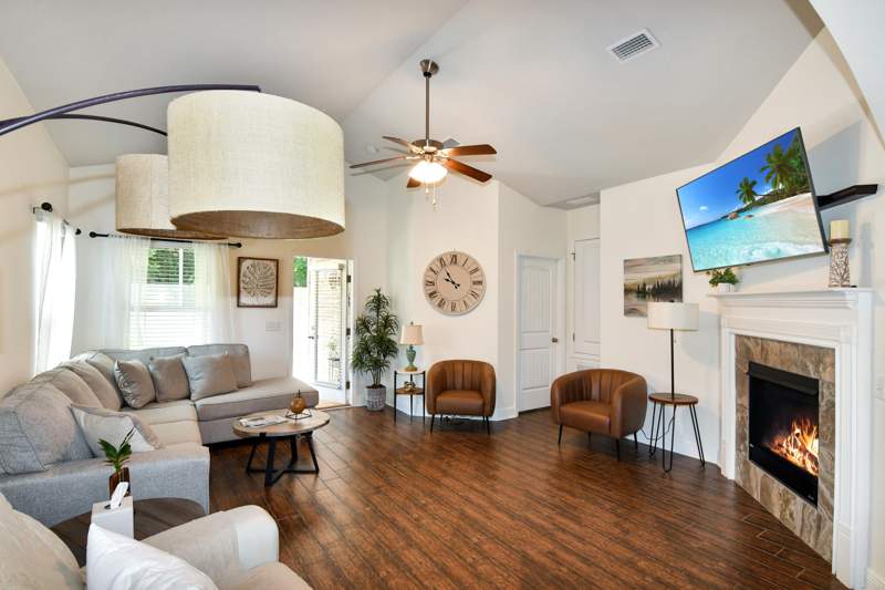 3 bedroom Detached Single Family at 97 Dickens Drive, Hammock Bay, Freeport — photo 4