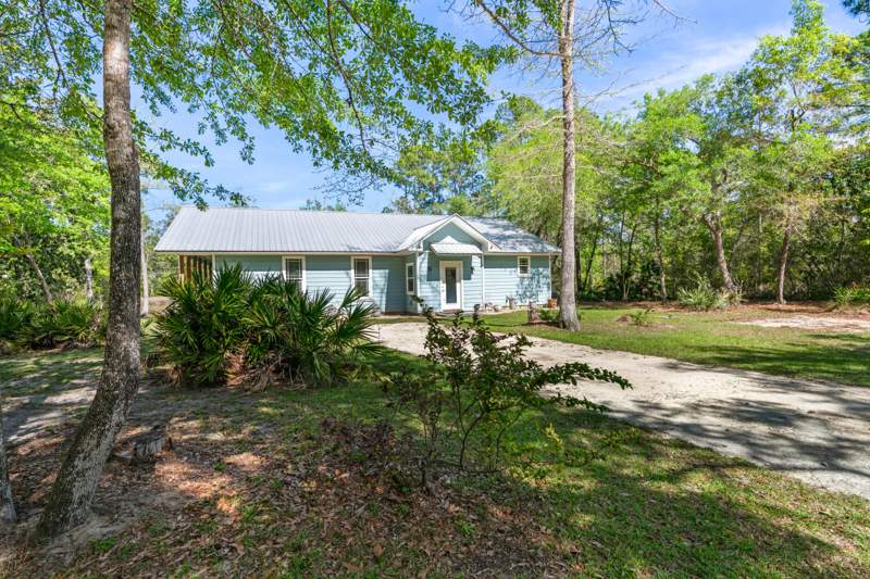 3 bedroom Detached Single Family at 528 Bay Grove Road, Mallet Bayou Reach Ph 1, Freeport — photo 4