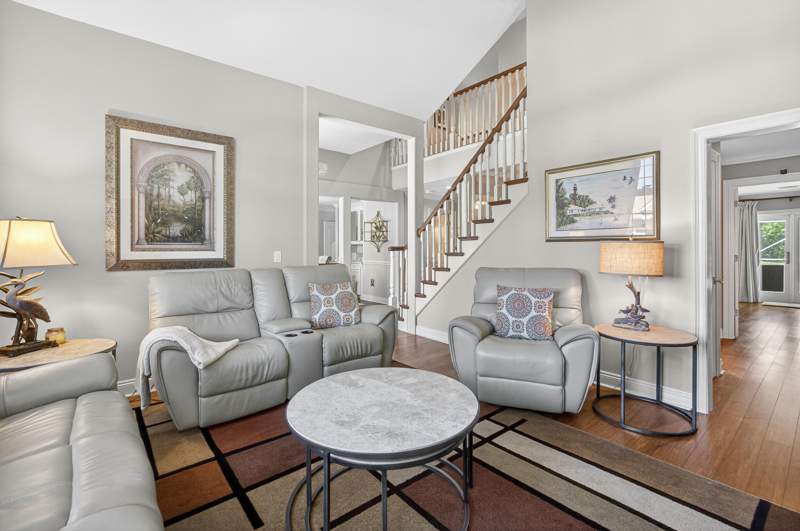 4 bedroom Detached Single Family at 138 Azure Place, Emerald Bay Ph 1A, Miramar Beach — photo 4