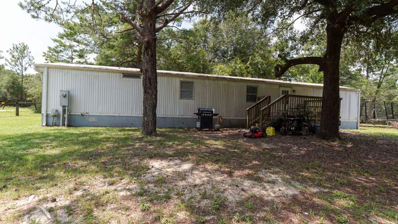 2 bedroom Manufactured Home at 102 W Snapdragon Street, Oakwood Hills Unit 3, DeFuniak Springs — photo 5