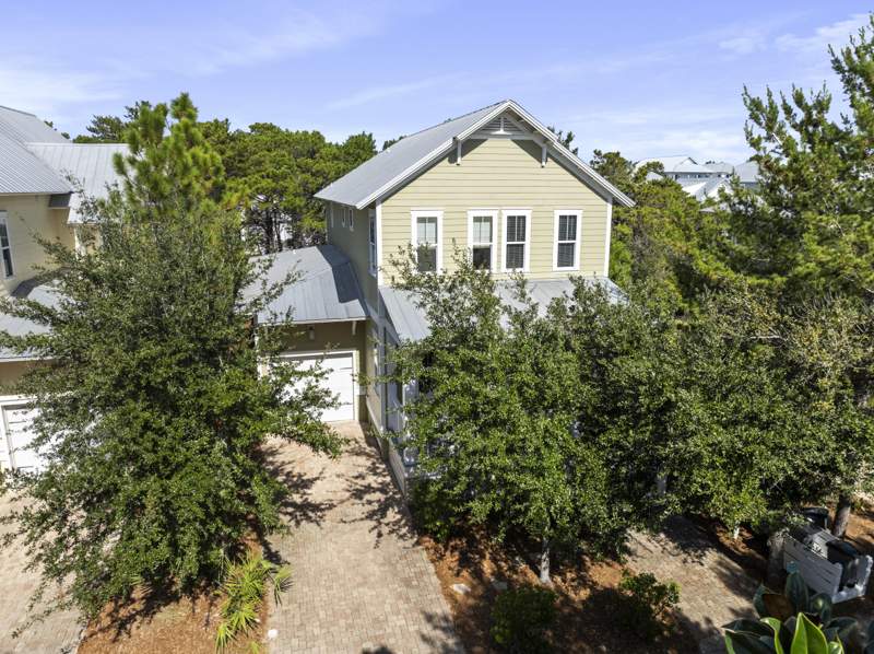 4 bedroom Detached Single Family at 470 Gulfview Circle, Highland Parks, Santa Rosa Beach — photo 2