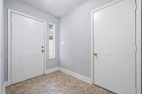 2412 Winter Park Court, Fort Walton Beach FL - photo 10 of 41