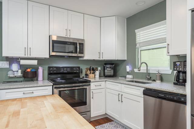 161 W North Avenue