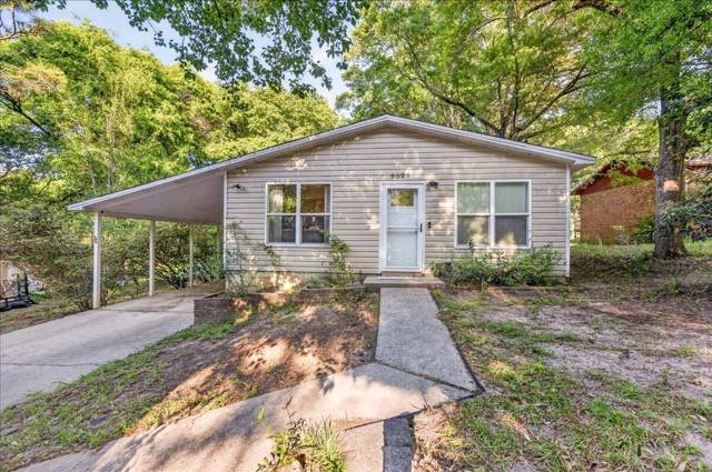 5529 Rainbow Lane