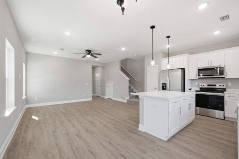 931 Kenzie Lane, Fort Walton Beach FL - photo 19 of 52