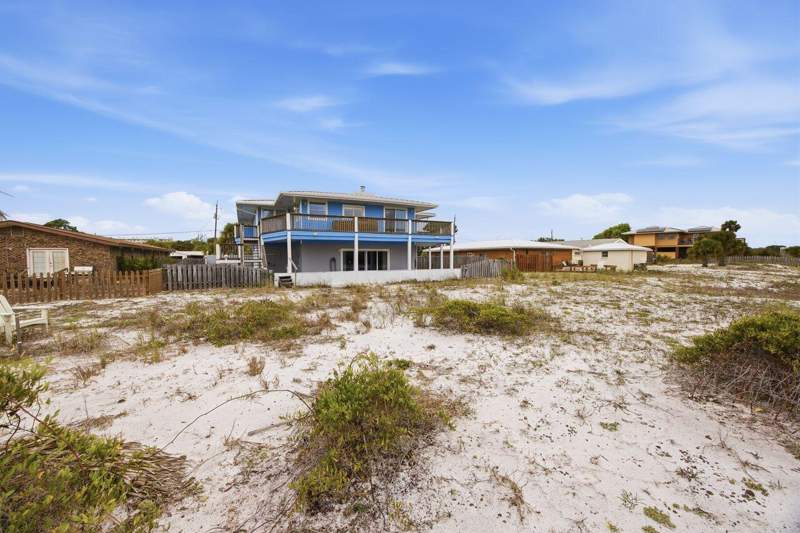 5 bedroom Detached Single Family at 804 Tarpon Drive, Okaloosa Island, Fort Walton Beach — photo 4
