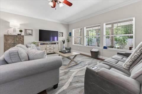 202 SE Alconese Avenue, Fort Walton Beach FL - photo 8 of 75