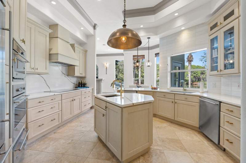 5 bedroom Detached Single Family at 4561 Nautical Court, Regatta Bay Ph 1, Destin — photo 5