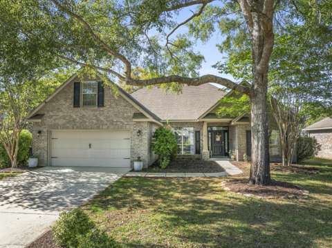 471 Symphony Way, waterfront for sale in Freeport
