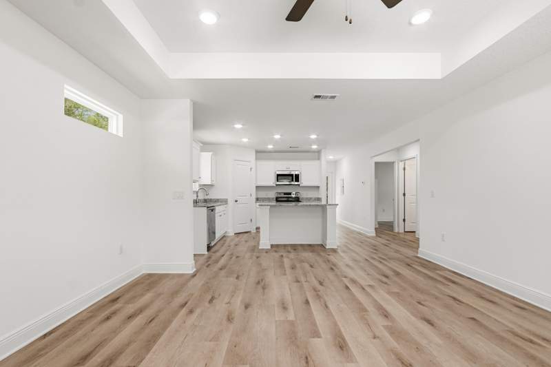 2 bedroom Detached Single Family at 47 Pansy Lane, Oakwood Hills Unit 1, DeFuniak Springs — photo 5
