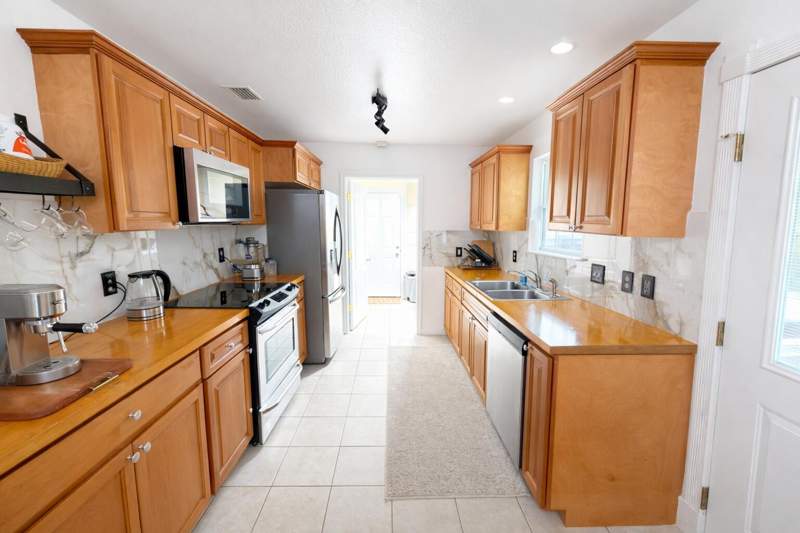 3 bedroom Detached Single Family at 65 Sidney Avenue, 65 Sidney Ave, DeFuniak Springs — photo 5