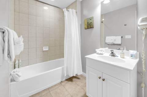 1515 SE Miracle Strip Parkway #Unit 207, Fort Walton Beach FL - photo 7 of 44