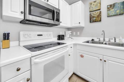 1515 SE Miracle Strip Parkway #Unit 207, Fort Walton Beach FL - photo 15 of 44