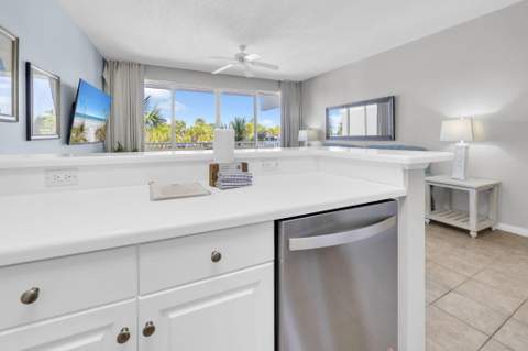 1515 SE Miracle Strip Parkway #Unit 207, Fort Walton Beach FL - photo 16 of 44