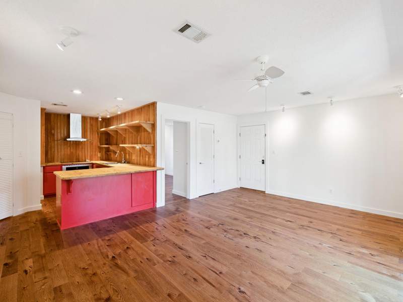3 bedroom Condominium at 82 Sugar Sand Lane #Unit B2, Rollin Tide Villas, Santa Rosa Beach — photo 4