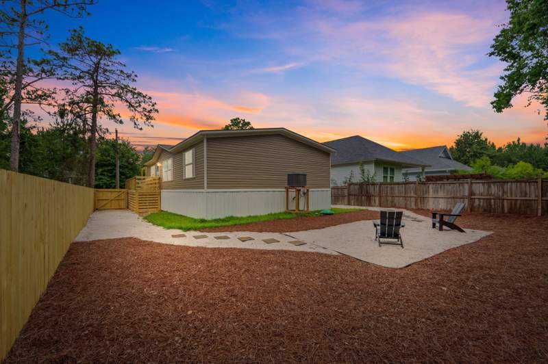 3 bedroom Manufactured Home at 107 N 6th, No Recorded Subdivision, Santa Rosa Beach — photo 4