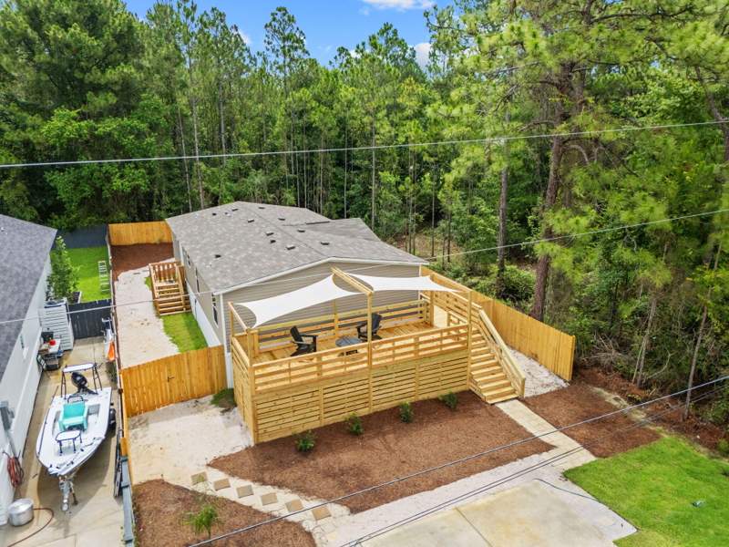 3 bedroom Manufactured Home at 107 N 6th, No Recorded Subdivision, Santa Rosa Beach — photo 2