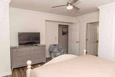 1322 SE Miracle Strip Parkway #306, Fort Walton Beach FL - photo 9 of 28