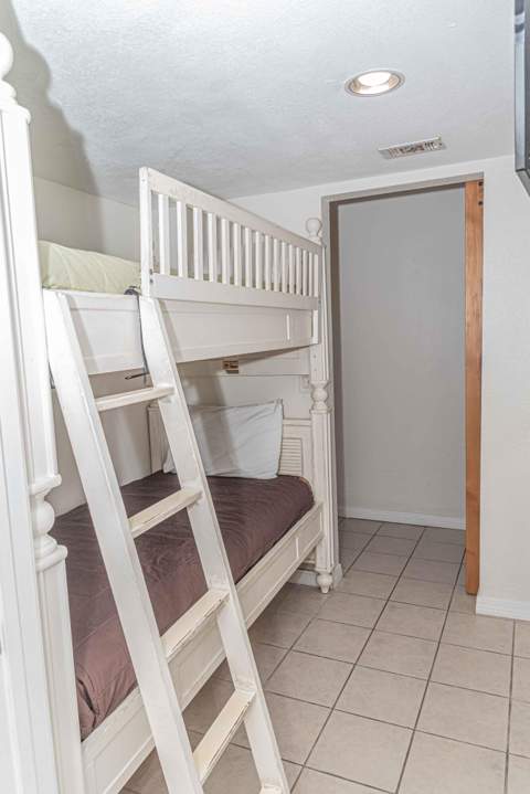 1322 SE Miracle Strip Parkway #306, Fort Walton Beach FL - photo 13 of 28