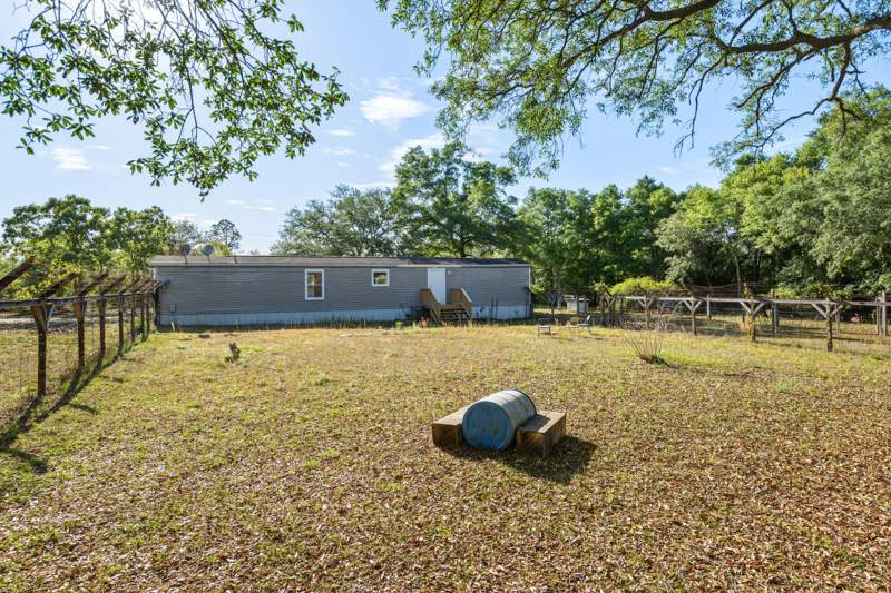2 bedroom Mobile Home at 4249 Barlow Road, Shoal River Unrec, Crestview — photo 5