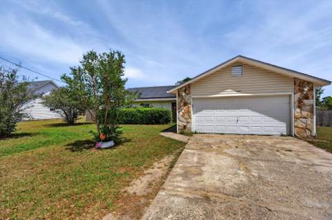 1220 Lexie Drive, Crestview FL - photo 6 of 54