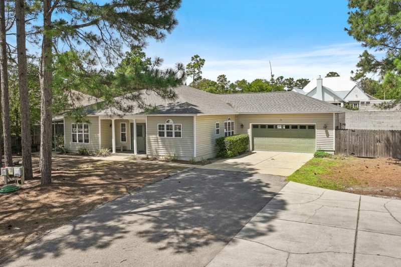 2 bedroom Detached Single Family at 35 E Blue Coral Drive, Pines Of Blue Mountain, Santa Rosa Beach — photo 1