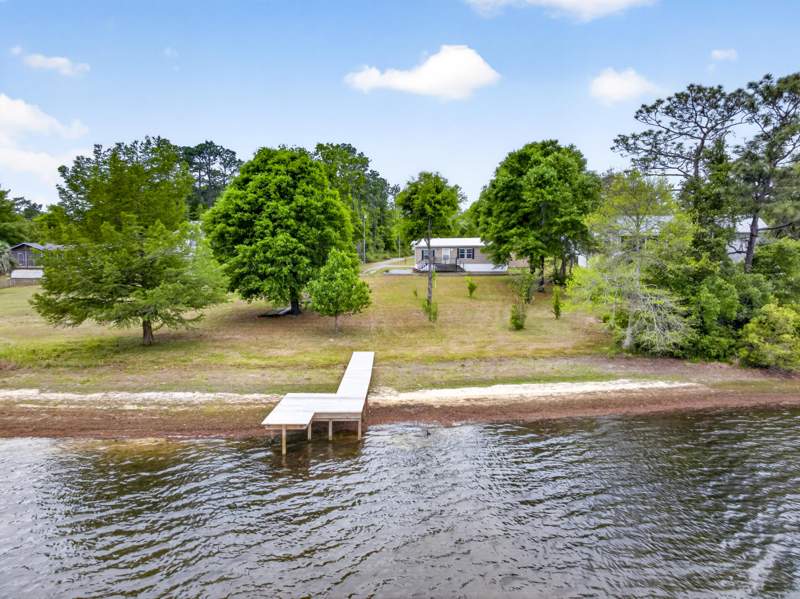 2 bedroom Manufactured Home at 535 Kings Lake Boulevard, King Lake Estates, DeFuniak Springs — photo 2