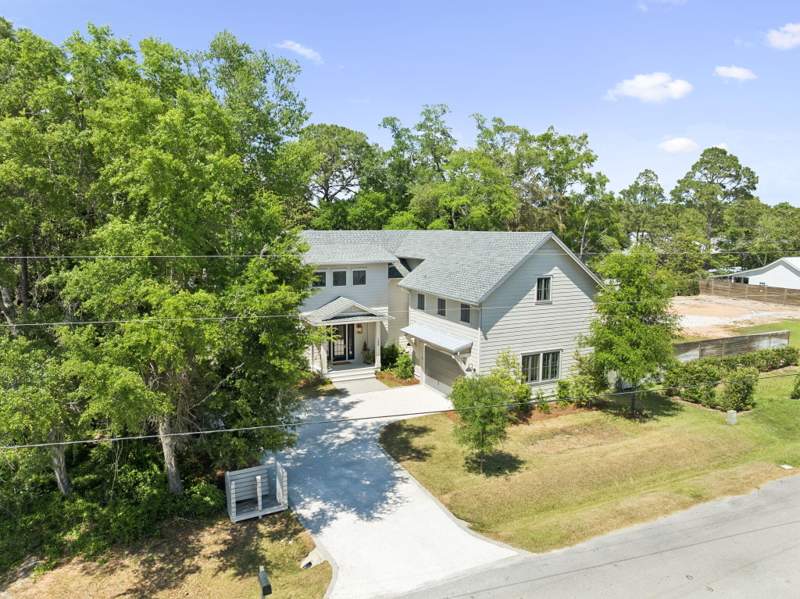 5 bedroom Detached Single Family at 198 Ricker Avenue, Daughettes Amended, Santa Rosa Beach — photo 4