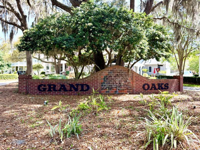 3 bedroom Detached Single Family at 327 Grand Oaks Drive, Grand Oaks S/D, Niceville — photo 4