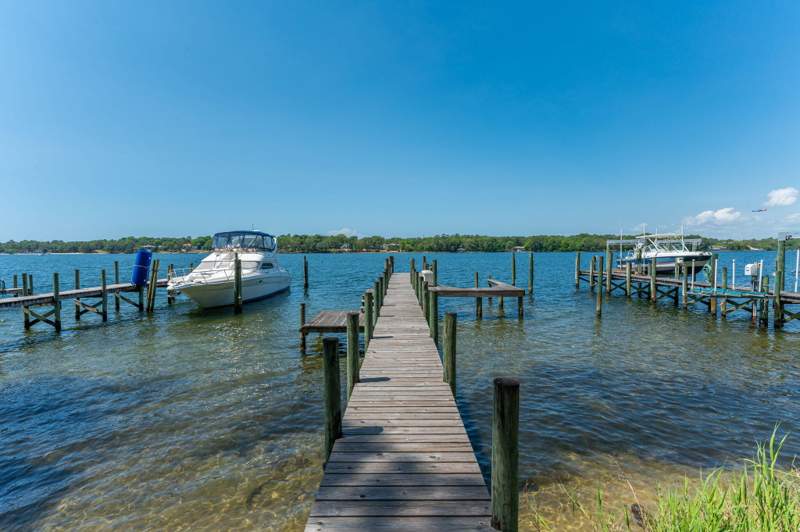 3 bedroom Detached Single Family at 327 Grand Oaks Drive, Grand Oaks S/D, Niceville — photo 5
