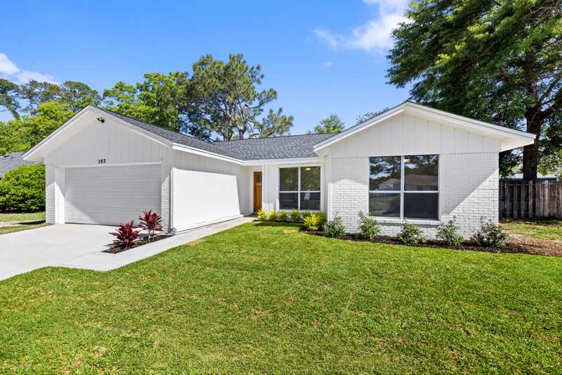 3 bedroom Detached Single Family at 103 Perdido Circle, Palm Estates Unit #2, Niceville — photo 1