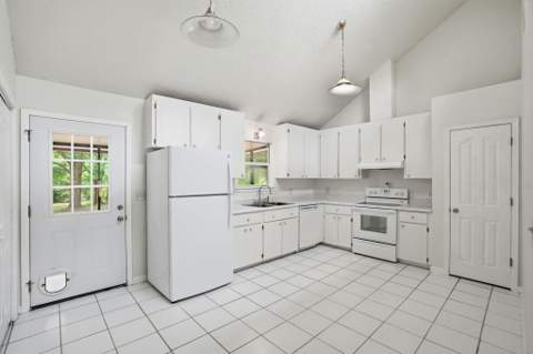 22 Marys Court, DeFuniak Springs FL - photo 14 of 44