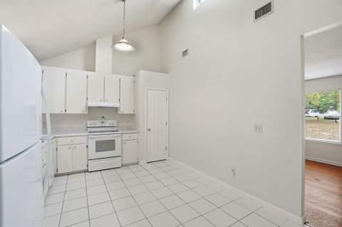 22 Marys Court, DeFuniak Springs FL - photo 15 of 44
