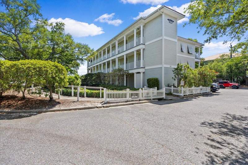 3 bedroom Condominium at 167 SE Brooks Street #102, Miramar Place, Fort Walton Beach — photo 4