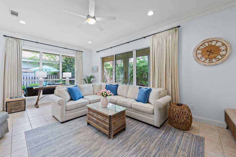 3 bedroom Detached Single Family at 130 Cayman Cove, Destiny S/D, Destin — photo 2