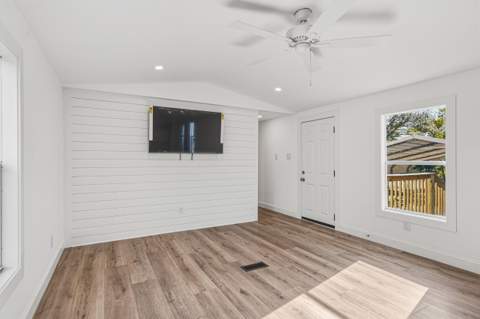 4249 Barlow Road, Crestview FL - photo 10 of 40