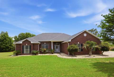 51 Tournament Lane, golf community for sale in Freeport