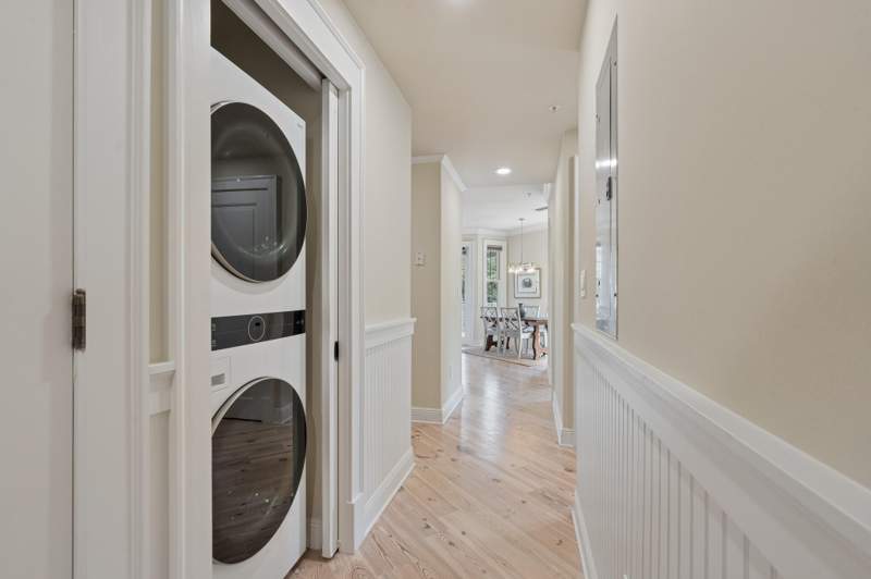 3 bedroom Condominium at 104 N Barrett Square ## 2D, Rosemary Beach The Lofts West at Barrett Square, Inlet Beach — photo 4