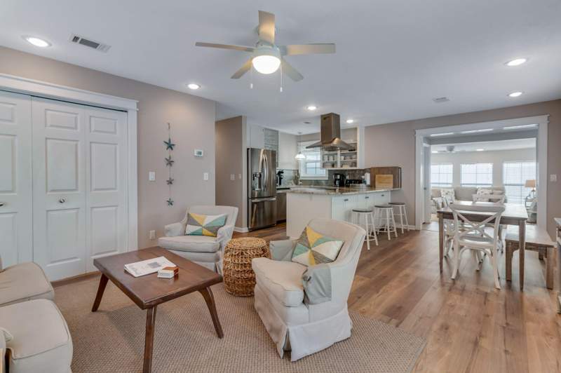 2 bedroom Detached Single Family at 107 Brown Street, Reids Unrec, Santa Rosa Beach — photo 3