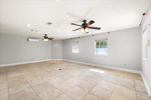 121 Edwards Lane, Fort Walton Beach FL - photo 6 of 62
